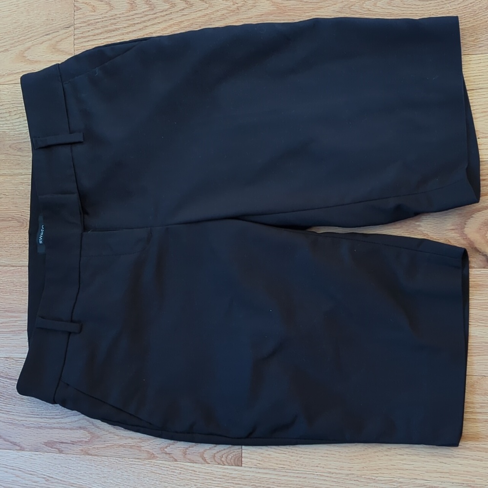 RW & Co. Women's Black Shorts. Size 4. Like New.